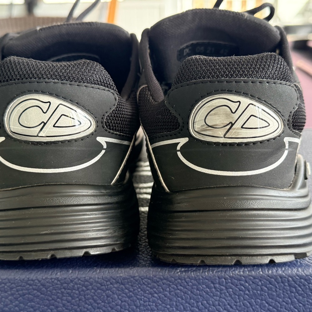Dior B30 Men's Black Sneakers - Picture 8 of 11